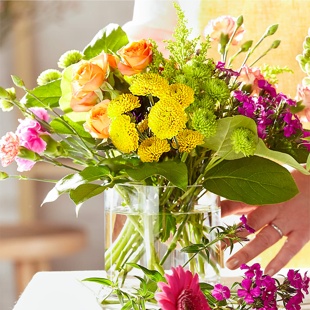 Bold & Bright – A Florist Original – Sandy Run Sndwich Shop And Florist Llc, Gaston SC