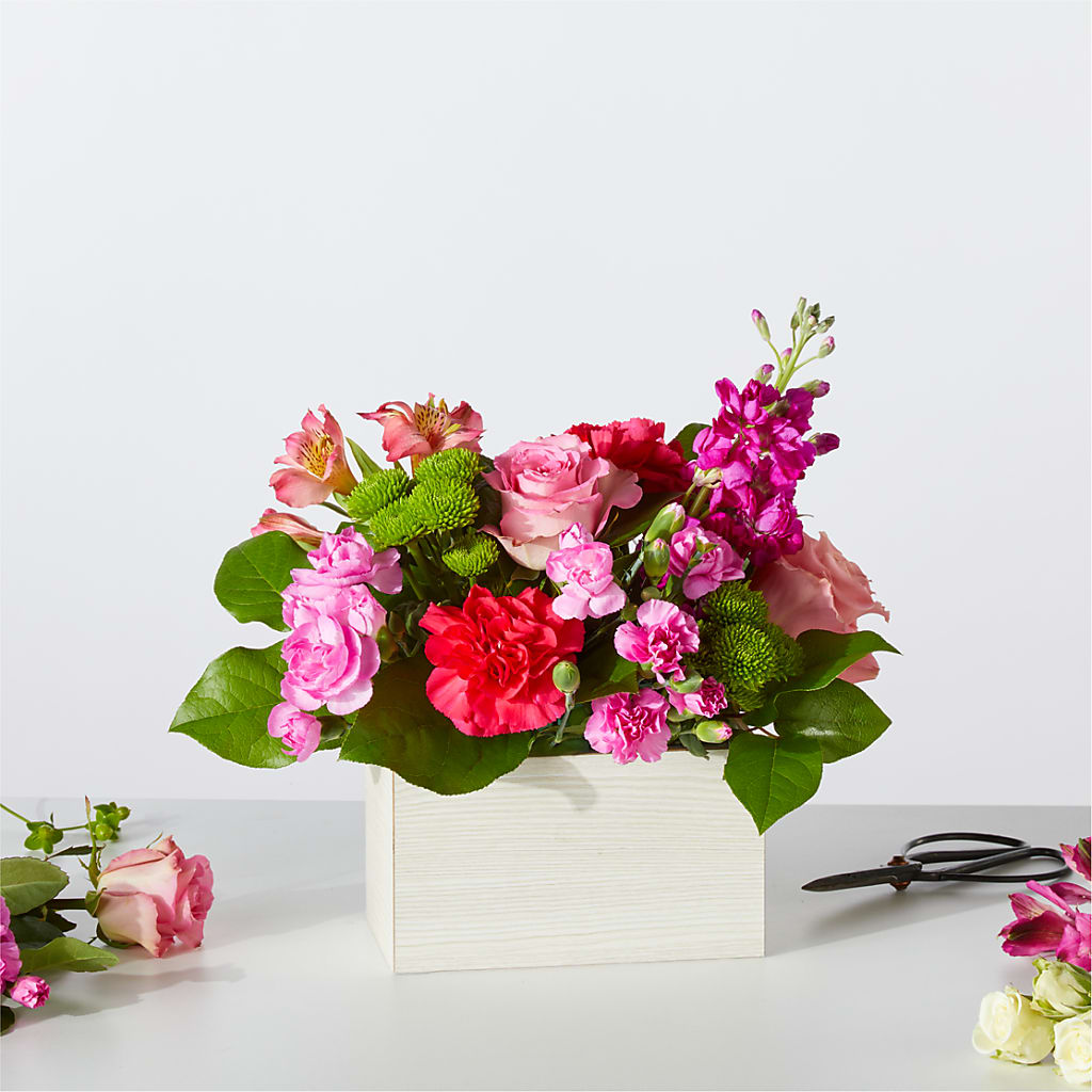 Sweetberry Box – A Florist Original – Sandy Run Sndwich Shop And Florist Llc, Gaston SC