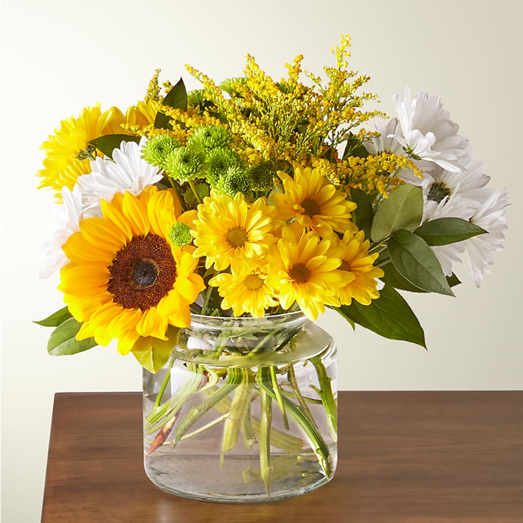 Hello Sunshine Bouquet – Sandy Run Sndwich Shop And Florist Llc, Gaston SC