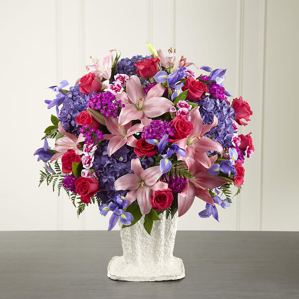 We Fondly Remember Arrangement – Sandy Run Sndwich Shop And Florist Llc, Gaston SC