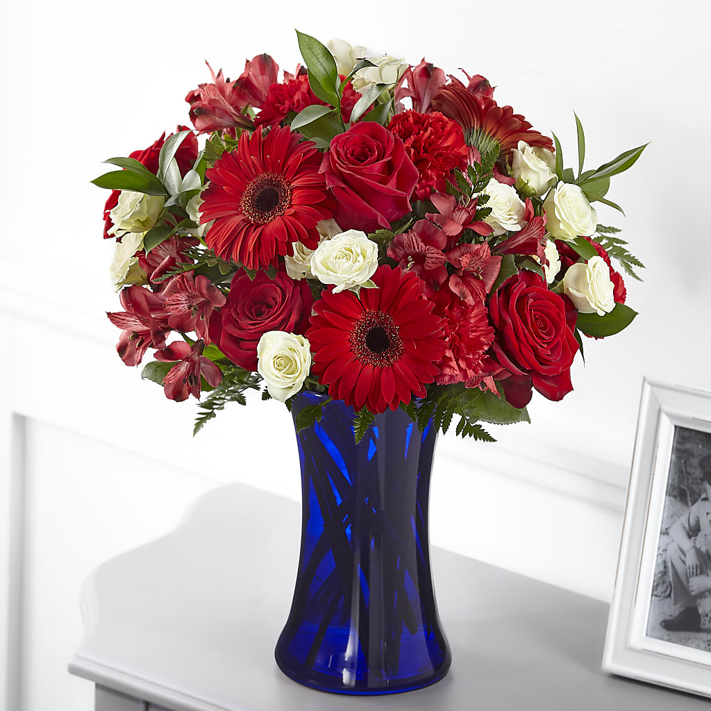Hearts Embrace Bouquet – Sandy Run Sndwich Shop And Florist Llc, Gaston SC