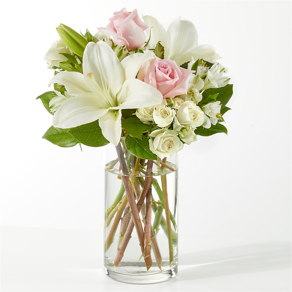 Kindhearted Bouquet – Sandy Run Sndwich Shop And Florist Llc, Gaston SC