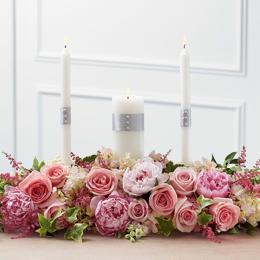 Worldwide Romance Unity Candle Arrangement – Sandy Run Sndwich Shop And Florist Llc, Gaston SC