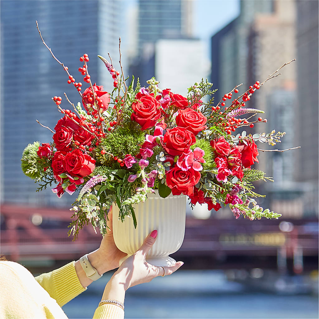 Big Red Bow Bouquet –  Sandy Run Sndwich Shop And Florist Llc, Gaston SC