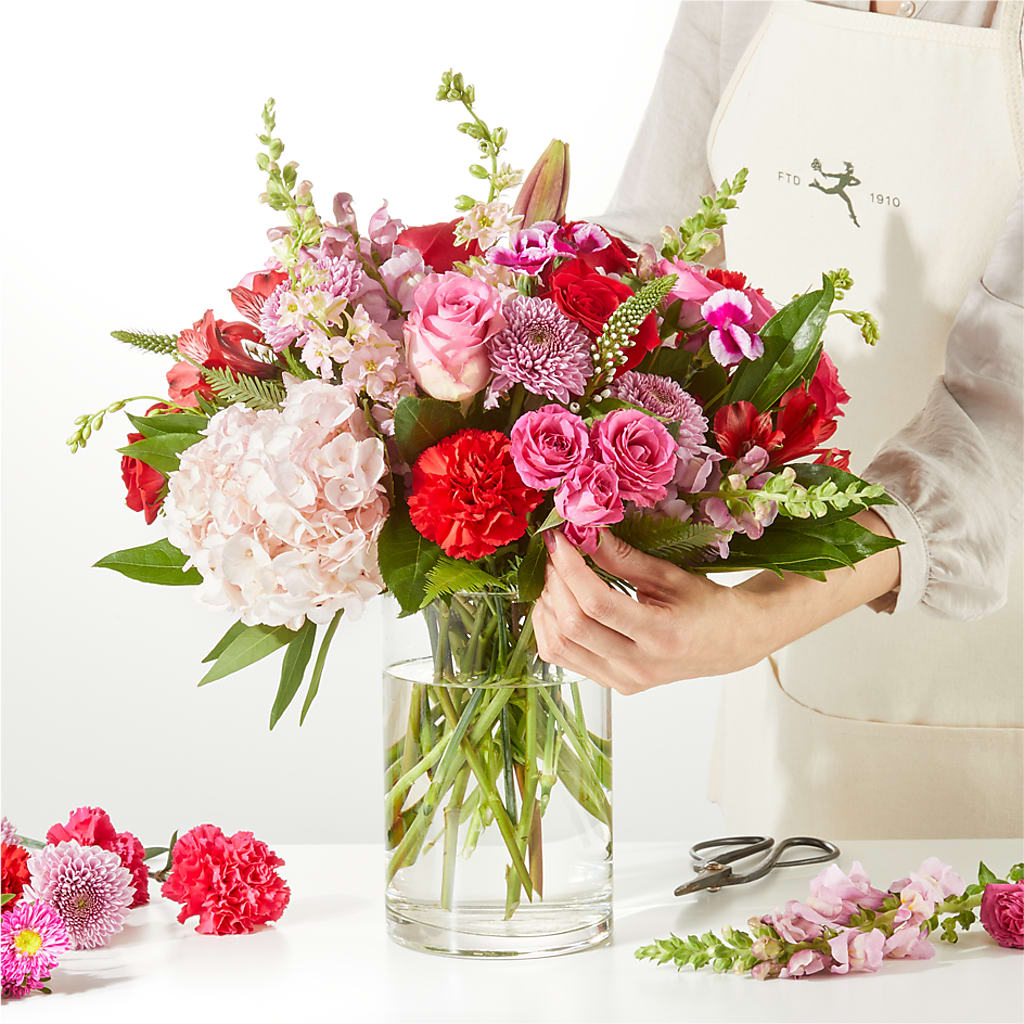 Swooning Over You - A Florist Original –  Sandy Run Sndwich Shop And Florist Llc, Gaston SC