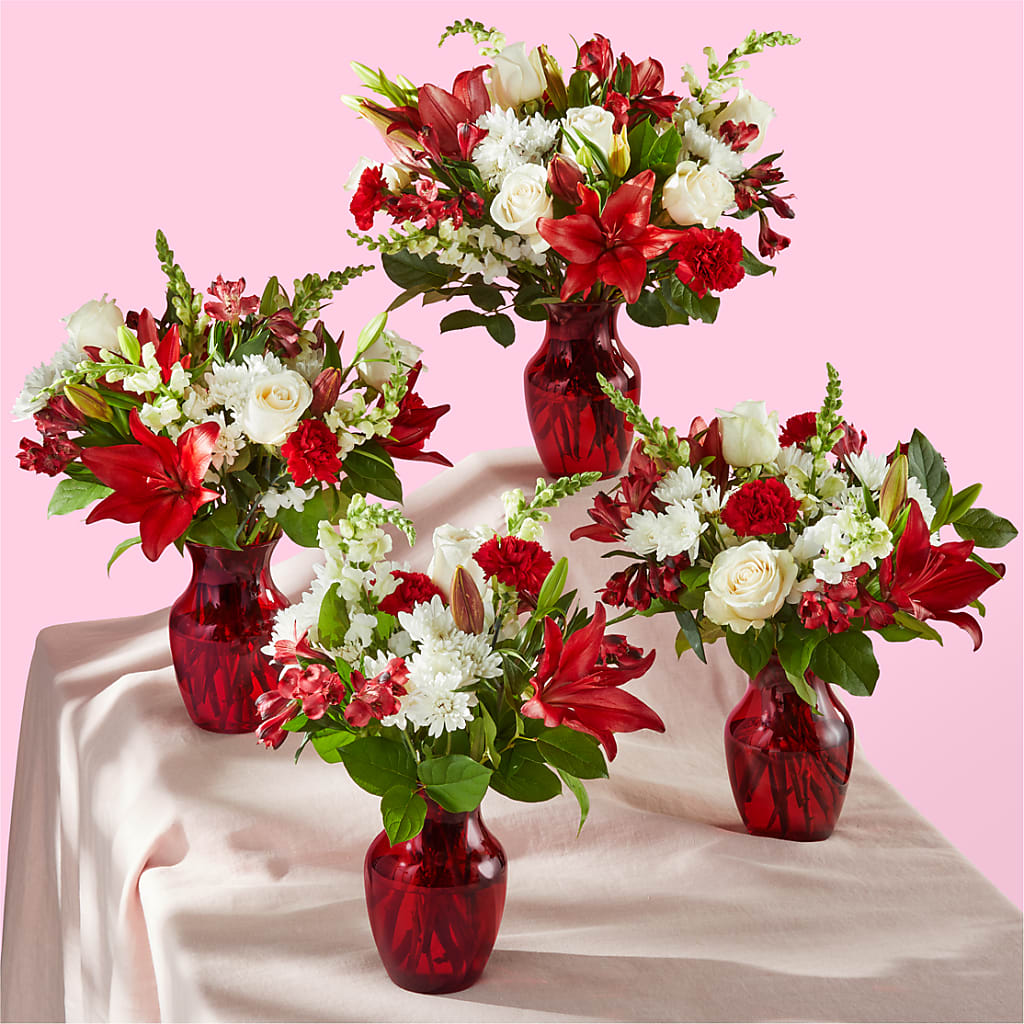 Dinner & a Show Bouquet –  Sandy Run Sndwich Shop And Florist Llc, Gaston SC
