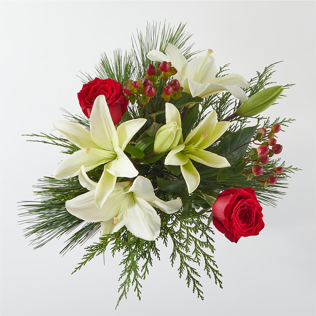 Evergreen Delight Bouquet & Happy Birthday Topper –  Sandy Run Sndwich Shop And Florist Llc, Gaston SC