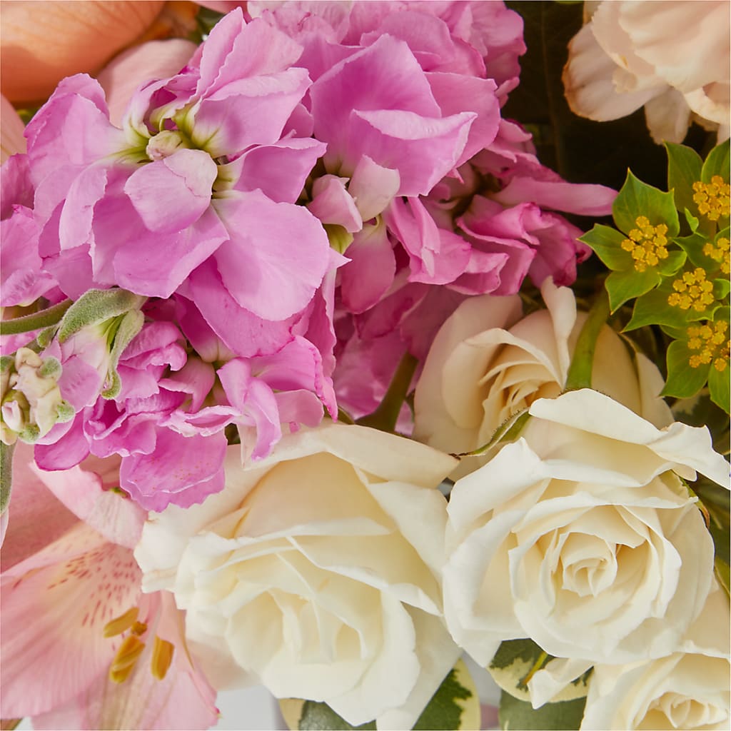 Paradise Bouquet –  Sandy Run Sndwich Shop And Florist Llc, Gaston SC