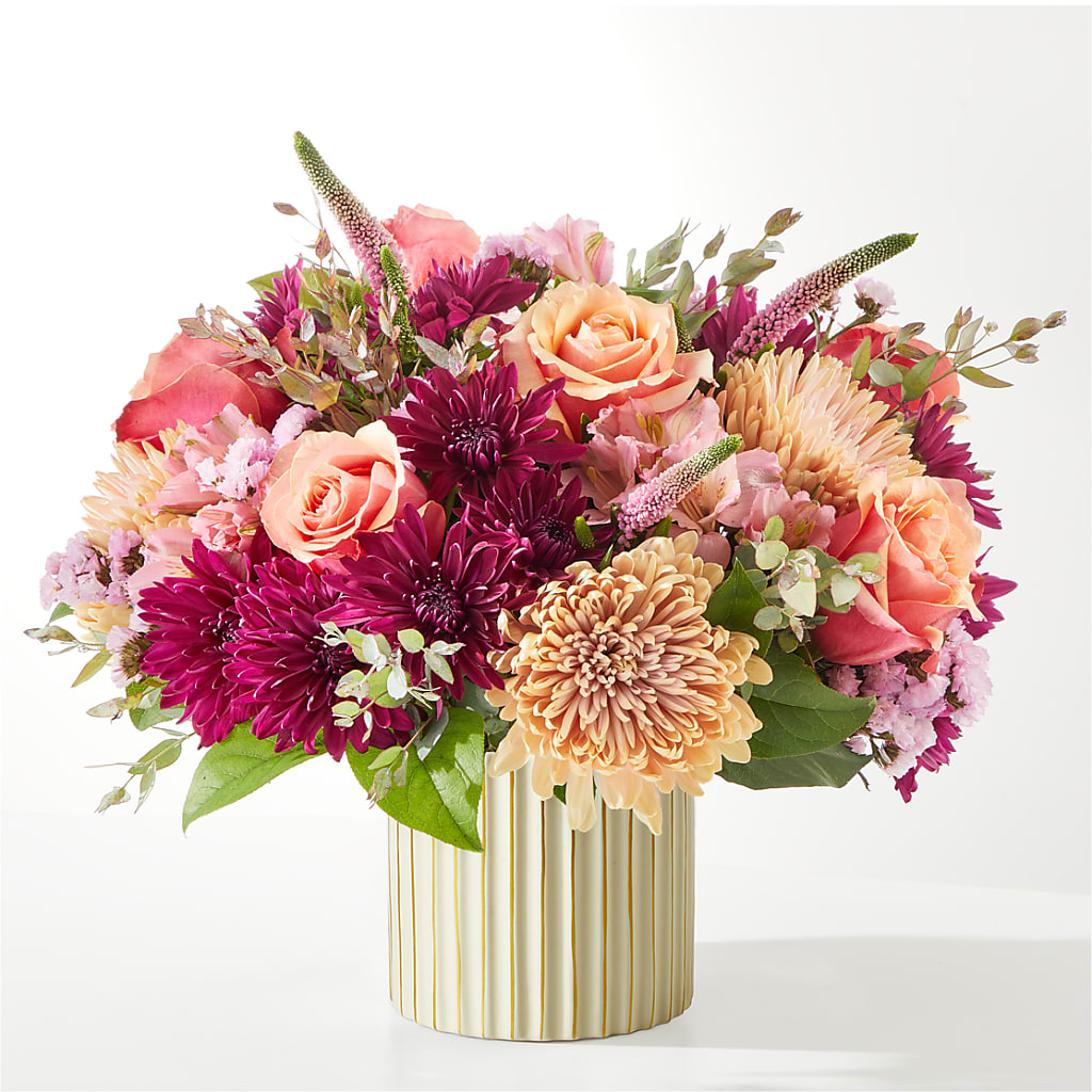 Berry Cobbler Bouquet with Ivory Vase –  Sandy Run Sndwich Shop And Florist Llc, Gaston SC