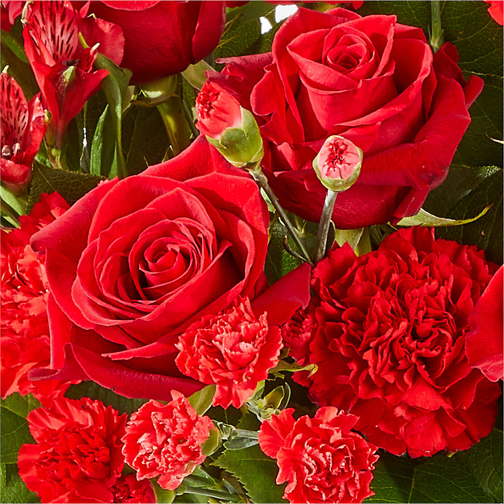 The Heartstrings Bouquet –  Sandy Run Sndwich Shop And Florist Llc, Gaston SC