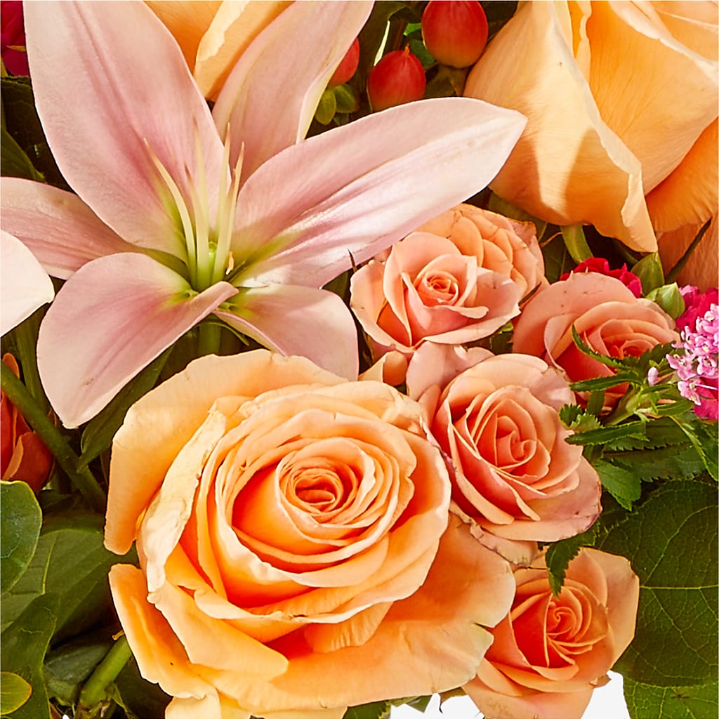 Bisous Bouquet –  Sandy Run Sndwich Shop And Florist Llc, Gaston SC