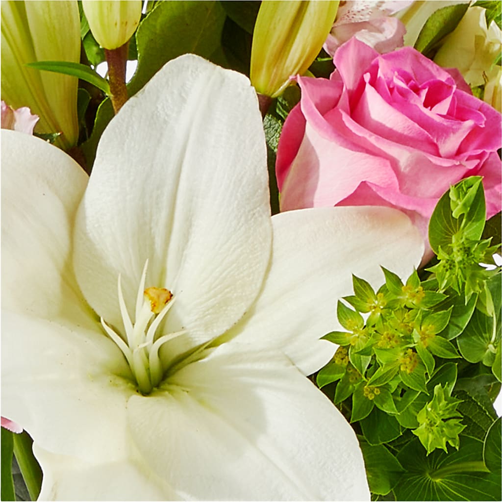 Fondly Bouquet –  Sandy Run Sndwich Shop And Florist Llc, Gaston SC