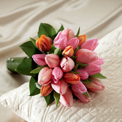 Embraceable Bouquet –  Sandy Run Sndwich Shop And Florist Llc, Gaston SC